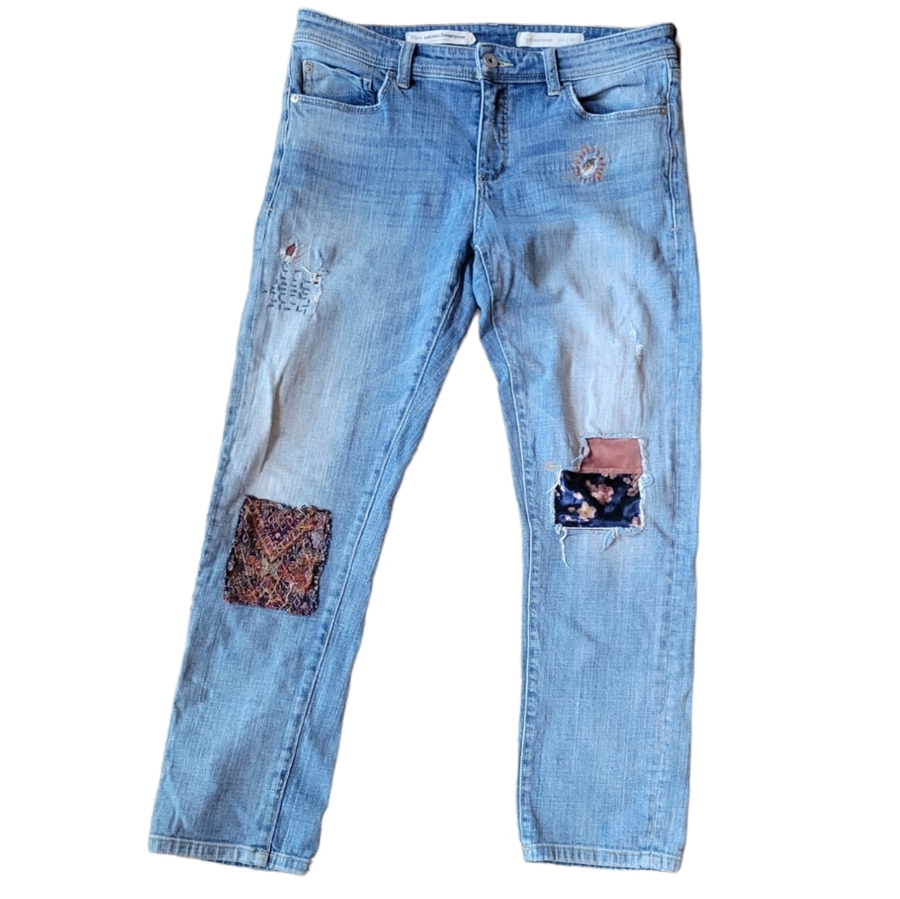 Pilcro slime boyfriend with patches jeans - Picture 2 of 6